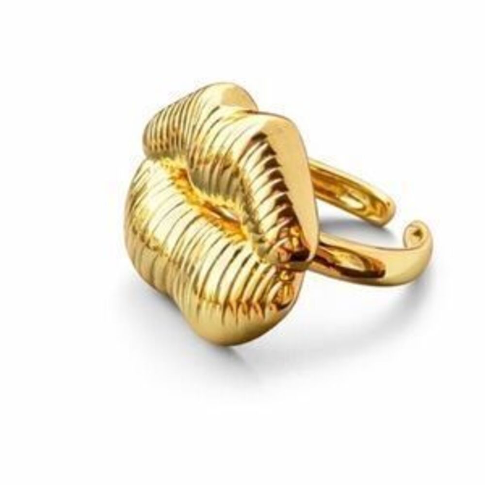 Lip Design Ring 18K gold plated